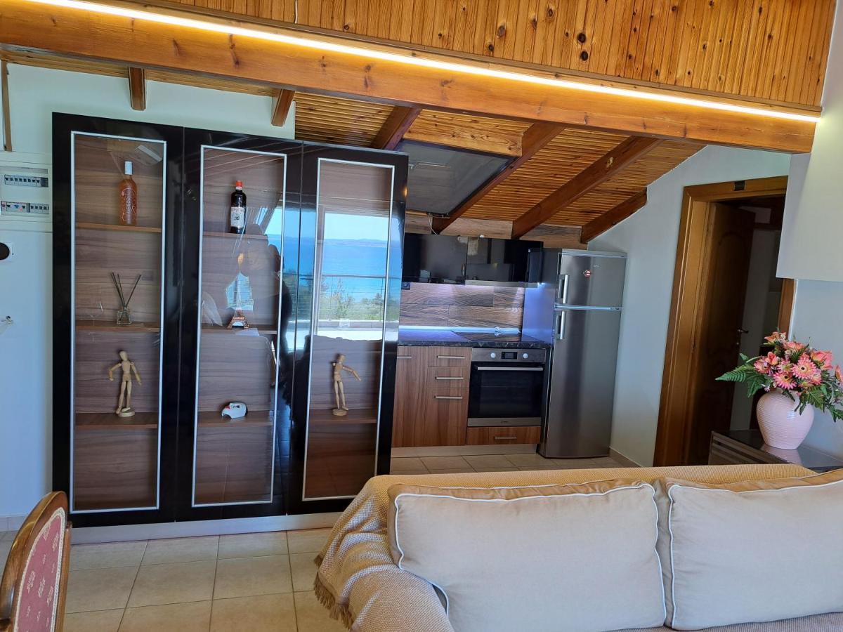 Attic Apartment Nea Moudania Exterior photo