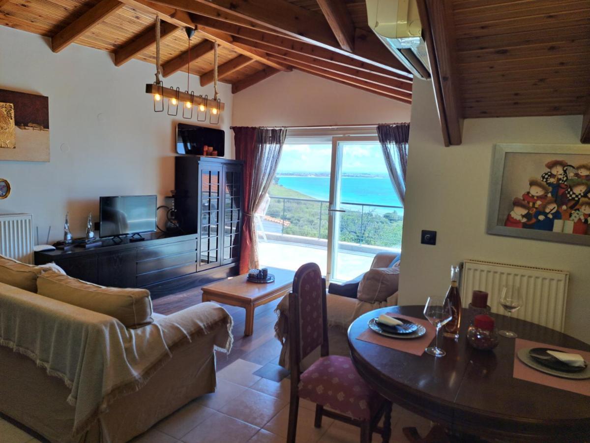 Attic Apartment Nea Moudania Exterior photo
